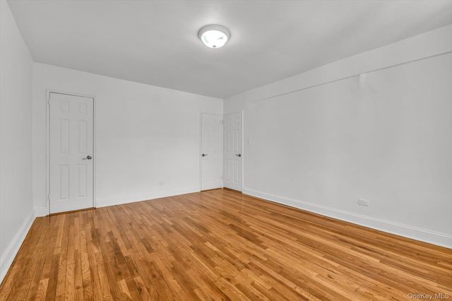 67-12 Yellowstone Boulevard E5, Forest Hills, NY 11375