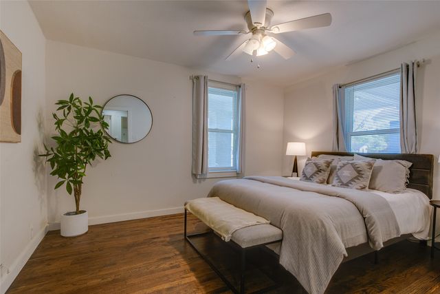 2606 W 12th Street, Dallas, TX 75211