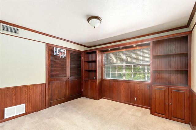 6728 Victoria Avenue, North Richland Hills, TX 76180