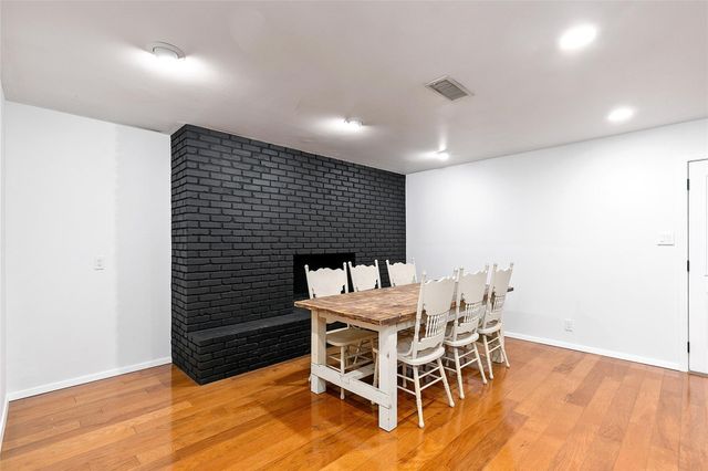 6728 Victoria Avenue, North Richland Hills, TX 76180