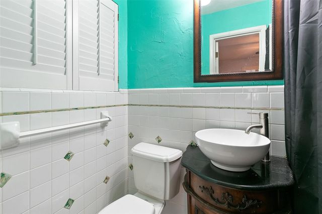 6728 Victoria Avenue, North Richland Hills, TX 76180