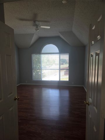 1100 Raleigh Drive, Lewisville, TX 75077