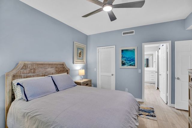 100 Sable Oak Lane 102, Vero Beach, FL 32963