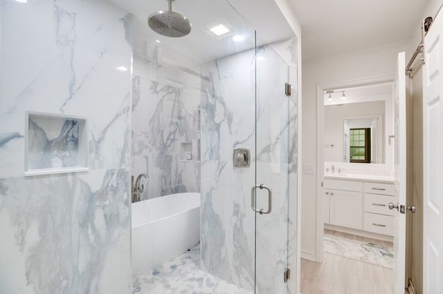 100 Sable Oak Lane 102, Vero Beach, FL 32963