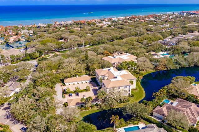 100 Sable Oak Lane 102, Vero Beach, FL 32963