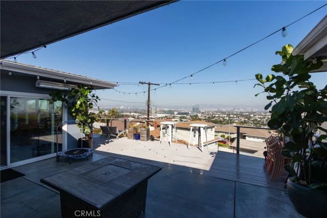 5617 Glenford, Los Angeles, CA 90008