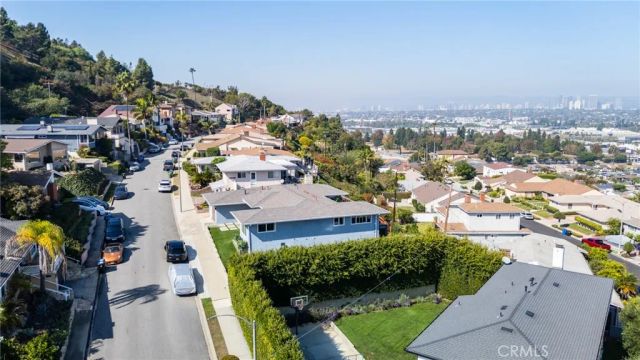 5617 Glenford, Los Angeles, CA 90008