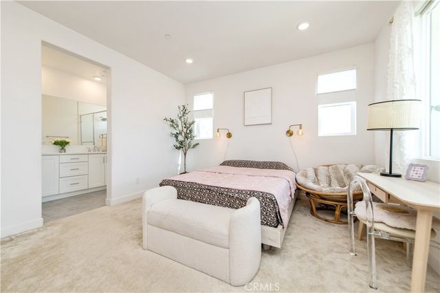 251 Sash, Irvine, CA 92618