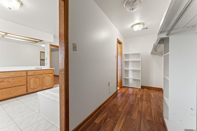 16040 Blackwater Rd, Zachary, LA 70791