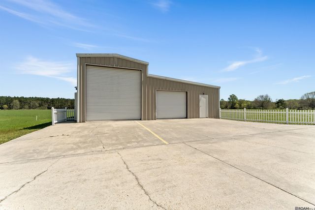 16040 Blackwater Rd, Zachary, LA 70791