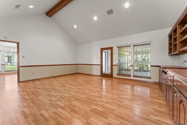 16040 Blackwater Rd, Zachary, LA 70791