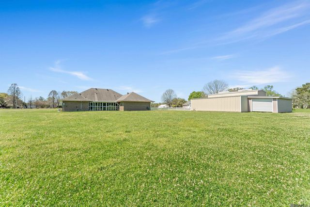 16040 Blackwater Rd, Zachary, LA 70791