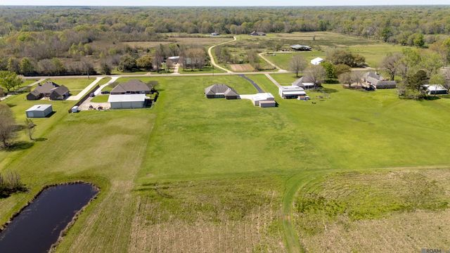 16040 Blackwater Rd, Zachary, LA 70791