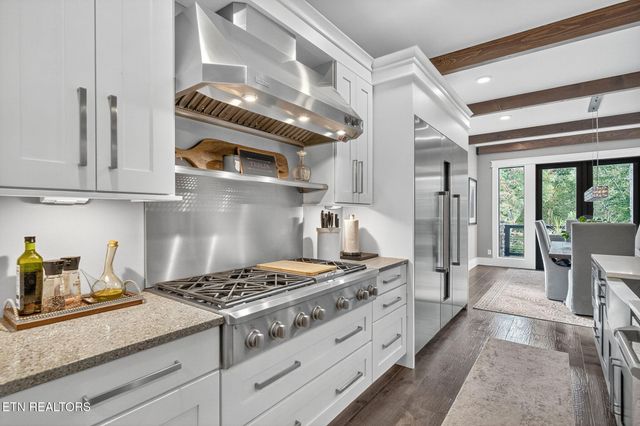 347 Charit Tr, Jamestown, TN 38556