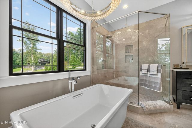 347 Charit Tr, Jamestown, TN 38556