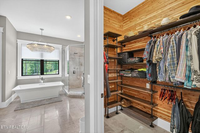 347 Charit Tr, Jamestown, TN 38556