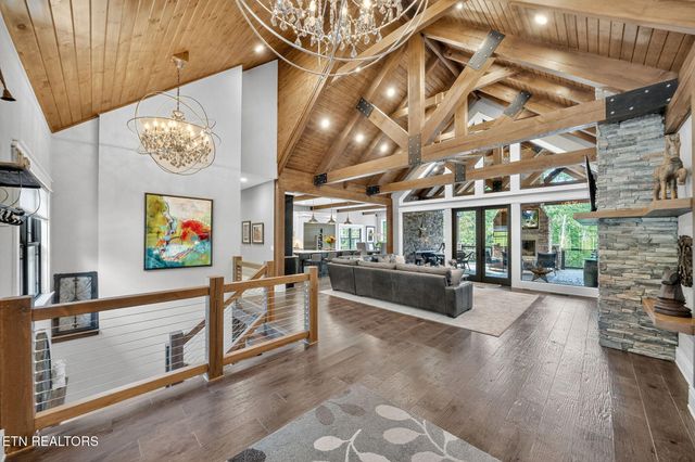 347 Charit Tr, Jamestown, TN 38556