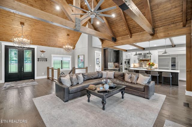 347 Charit Tr, Jamestown, TN 38556