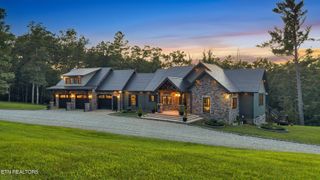 347 Charit Tr, Jamestown, TN 38556