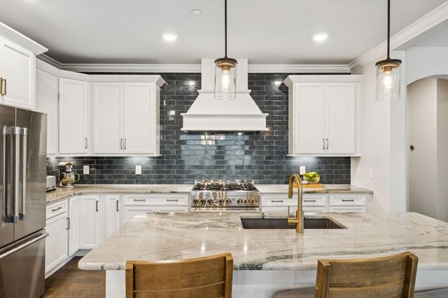842 Nolenmeade Pl, Nolensville, TN 37135
