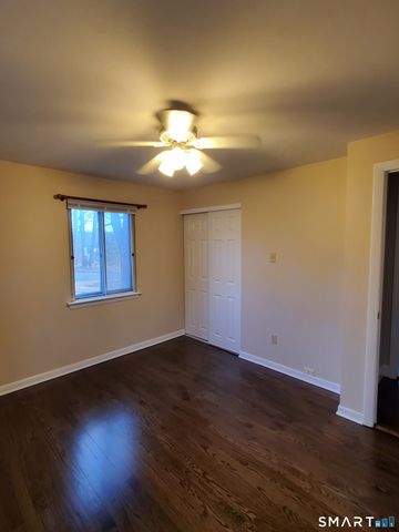 273 Queen Street 11D, Southington, CT 06489