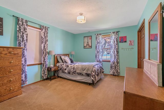 10103 N Ridgecrest Dr, Spokane, WA 99208
