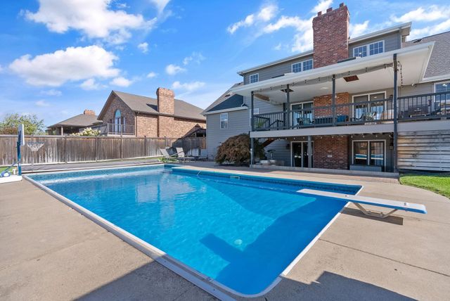 10103 N Ridgecrest Dr, Spokane, WA 99208