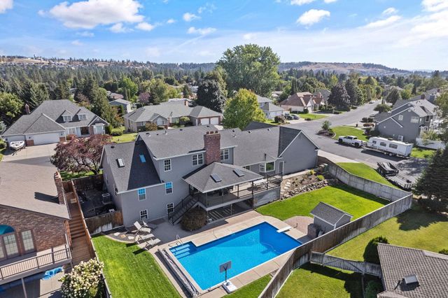 10103 N Ridgecrest Dr, Spokane, WA 99208