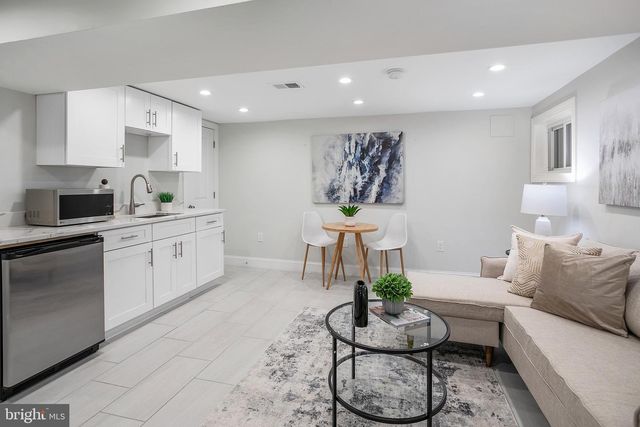 4023 NEW HAMPSHIRE AVE NW, Washington, DC 20011