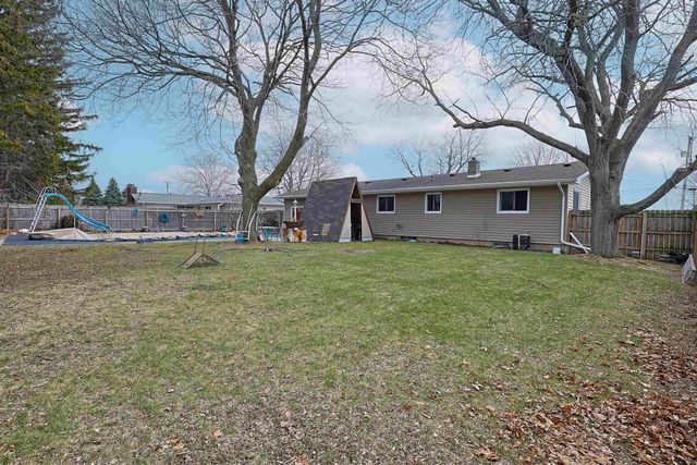 2975 Continental Drive, Bay City, MI 48706