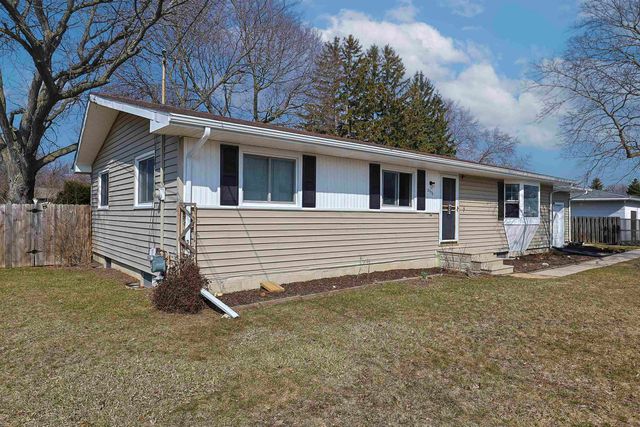 2975 Continental Drive, Bay City, MI 48706