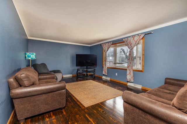 2975 Continental Drive, Bay City, MI 48706