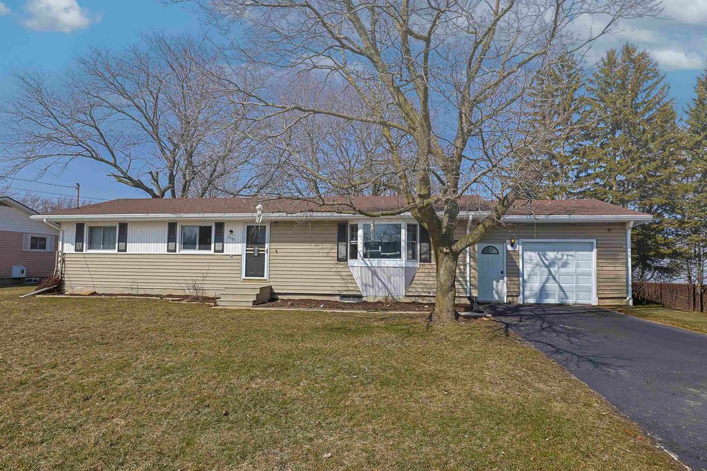 2975 Continental Drive, Bay City, MI 48706