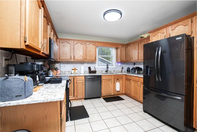 1035 Gregory Lane, Lawrenceburg, KY 40342