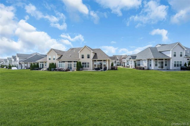 191 Belmont Circle, Yaphank, NY 11980