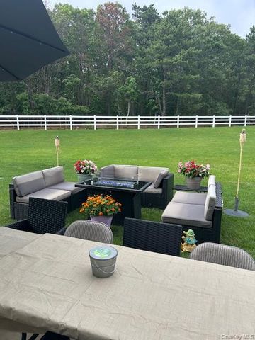 191 Belmont Circle, Yaphank, NY 11980