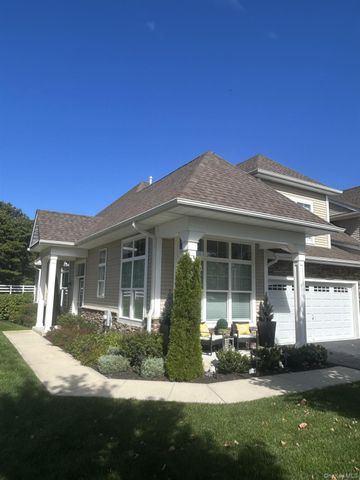 191 Belmont Circle, Yaphank, NY 11980