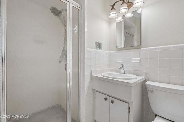 108 Oak Terrace, Freehold, NJ 07728
