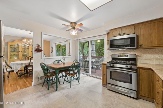 108 Oak Terrace, Freehold, NJ 07728