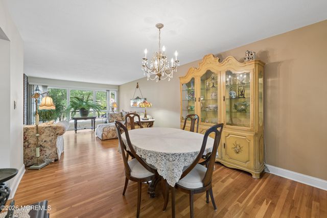 108 Oak Terrace, Freehold, NJ 07728
