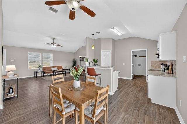 9124 Alabama Street, Joshua, TX 76058