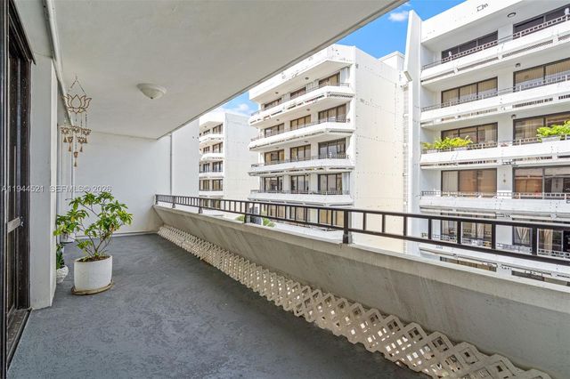 13953 Kendale Lakes Cir 608B, Miami, FL 33183