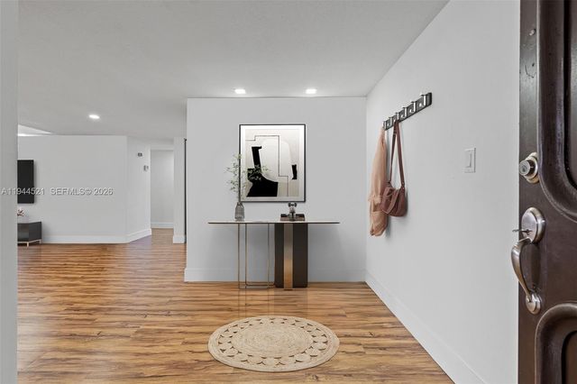 13953 Kendale Lakes Cir 608B, Miami, FL 33183