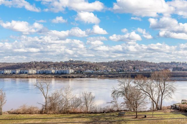 2260 Riverside Drive, Cincinnati, OH 45202