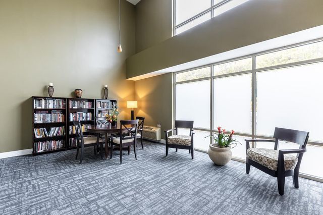 2260 Riverside Drive, Cincinnati, OH 45202