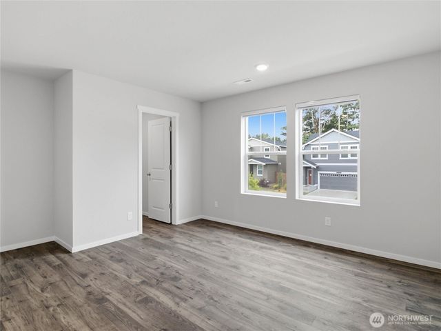 4252 Savannah Loop NE, Olympia, WA 98516