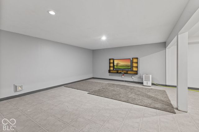 6459 Woodhaven Court, Avon, IN 46123