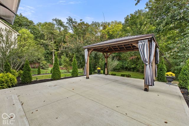 6459 Woodhaven Court, Avon, IN 46123