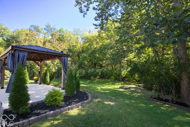 6459 Woodhaven Court, Avon, IN 46123