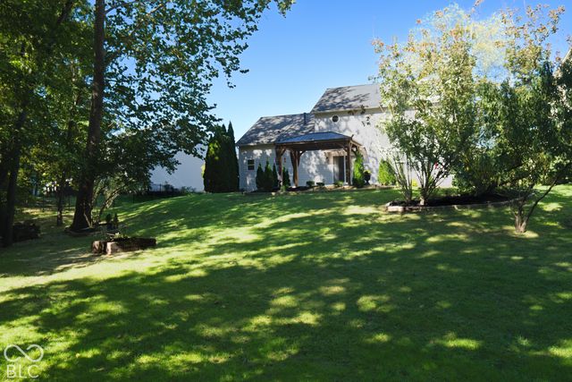 6459 Woodhaven Court, Avon, IN 46123